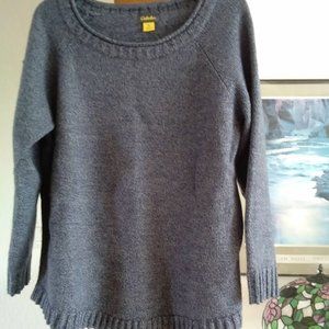 NWOT Cabela Crew Neck Sweater